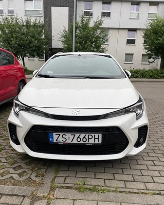 Suzuki Swace cena 85500 przebieg: 40000, rok produkcji 2020 z Szczecin małe 46